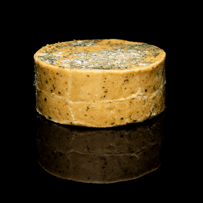 Queso vegano con toque de cebolla y ajo