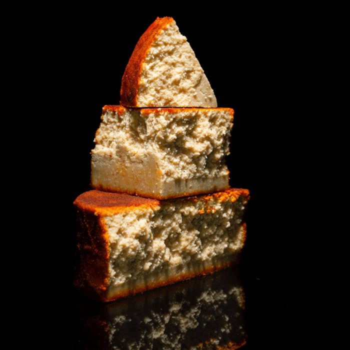 Queso Vegano "Veso" hecho con Anacardos.